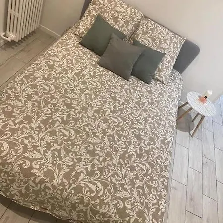 Ville: Cosy White Apartamento
